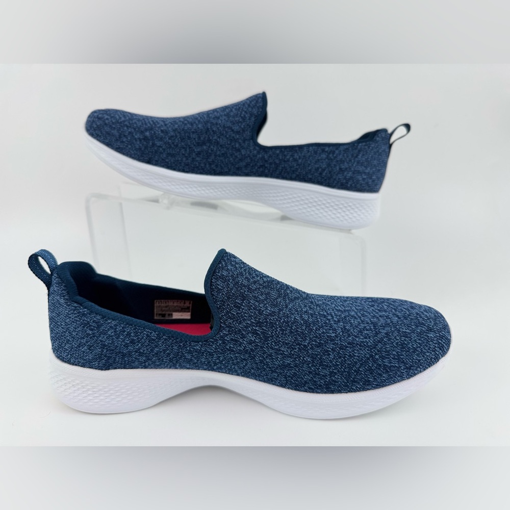 Skechers Women's Go Walk Sneakers Blue Slip-On, US Size 8.5  Goga Max Cushioning - Picture 3 of 13